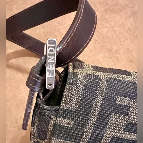 FENDI Zucca Baguette - Picture 5 of 6